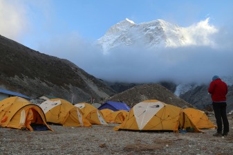 16-Day Makalu Base Camp Camping Trek in Makalu Barun National Park