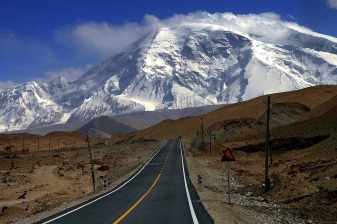 30-Day Muztagh Ata Trek from Islamabad with Karakul Lake and Hunza