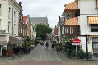 3-Hour Leiden Walking Tour through Old Town and Canal Heritage