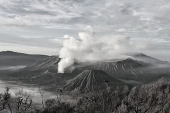 5-Day Mount Bromo and Semeru Trek with Mahameru Summit