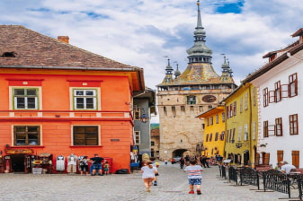 3-Day Romania Private Tour from Bucharest with Transylvania and Bears