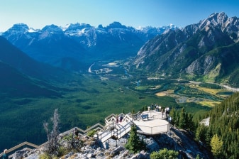 10-Hour Banff Gondola and Hot Springs Tour from Calgary
