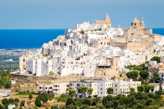 4-Hour Ostuni Walking Tour with The White City's Historic Highlights