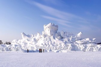 2-Day Harbin Winter Highlights Tour with Ice and Snow World