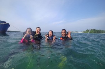 8-Hour Bintan Snorkelling Tour with Kayaking and Fun Fishing
