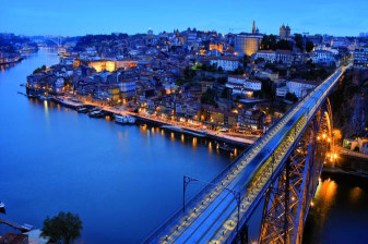 8-Day Self-Guided Bike Tour from Porto to Lisbon with Premium Hotels