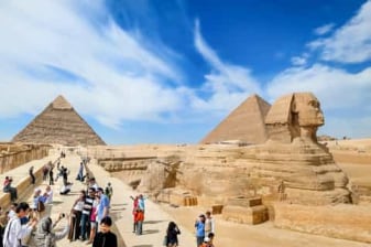 5-Hour Giza Pyramids Tour with Egyptologist Guide and Sphinx