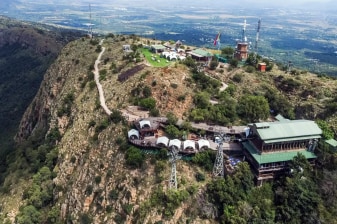 8-Hour Hartbeespoort Cableway Tour from Melrose Arch with Summit Views