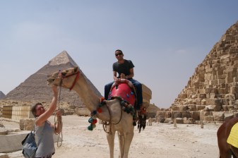 8-Hour Giza, Saqqara and Memphis Tour with Egyptologist Guide