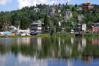 5-Day Darjeeling and Mirik Nature Tour with Tiger Hill Sunrise