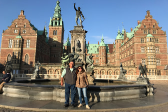 6-Hour Kronborg and Frederiksborg Castle Tour from Copenhagen