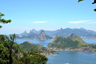 8-Hour Niterói Architecture Tour from Rio with Niemeyer Highlights