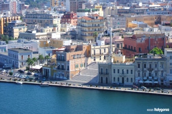 2-Hour Brindisi Private Walking Tour with Roman Columns and Old Town