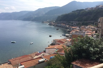 4-Hour Reggio Calabria Walking Tour with Riace Bronzes and Lunch