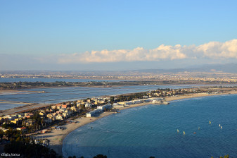 2-Hour Cagliari Architectural Tour with Castello and Punic Paths
