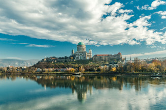8-Hour Private Danube Bend Tour with Esztergom and Szentendre