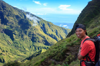 3-Day Mount Rinjani Peak Trek from Senaru with Summit Sunrise