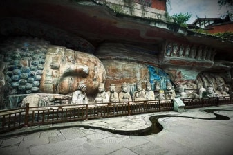 1-Day Wulong Karst or Dazu Rock Carvings Tour from Chongqing