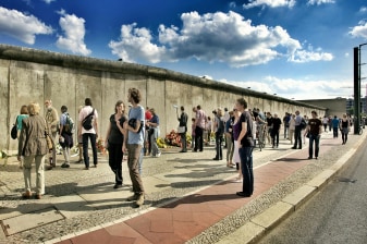 3-Hour Berlin Walking Tour with Brandenburg Gate and Berlin Wall