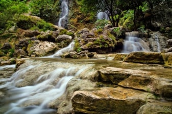 1-Day Gunung Kidul Nature Tour with Pindul Cave and Beach Visits