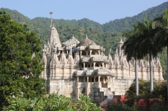 4-Day Rajasthan Bhil and Garasia Tribes Tour with Jawai and Mount Abu