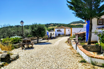 8-Hour Sintra Village-Hopping Tour through Traditional Portuguese Villages