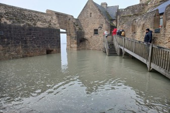 5-Hour Mont Saint Michel Tour with Abbey Visit and Quiet Village Lanes