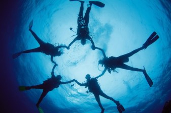 7-Hour Dahab Diving Trip to the Blue Hole and Canyon