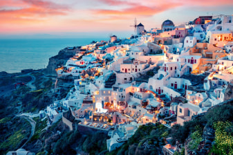 6-Hour Santorini Highlights Tour with Flexible Custom Sightseeing