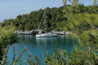 7-Day Sporades Islands Sailing Tour with Marine Park and Hiking