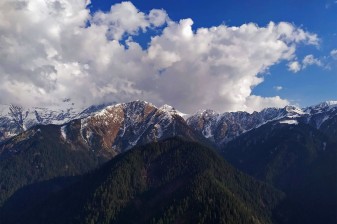 3-Day Shilt Hut Trek in GHNP from Gushaini with Birdwatching