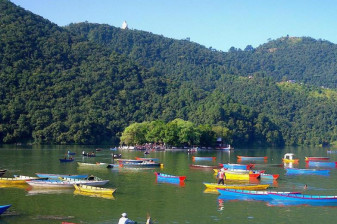 6-Day Kathmandu and Pokhara Tour with Sarangkot Sunrise