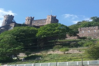 Full-Day Rhine Valley Tour from Frankfurt with Cruise and Bacharach