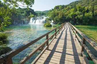 8-Hour Krka Waterfalls Tour from Split with Šibenik and Primošten