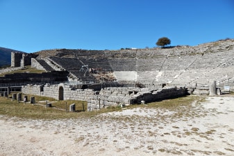 8-Day Zagori Stone Villages Tour from Igoumenitsa with Kastoria