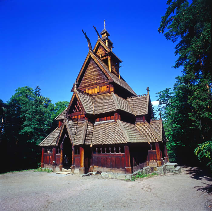 Driverguide Tour Example Private 5-hrs Oslo Exclusive Driverguide Luxury Limo/Van-Tour incl Museums