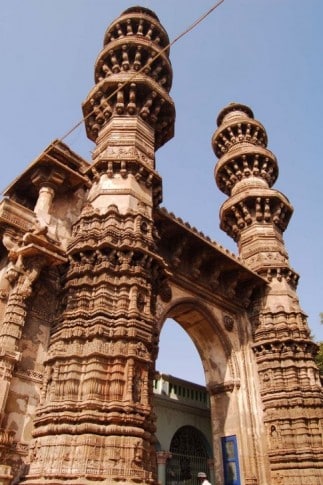 Shaking_Minarets-Ahmedabad