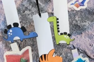 DIY Dinosaur Bookmarks