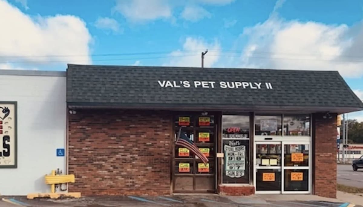 Val’s Pet
