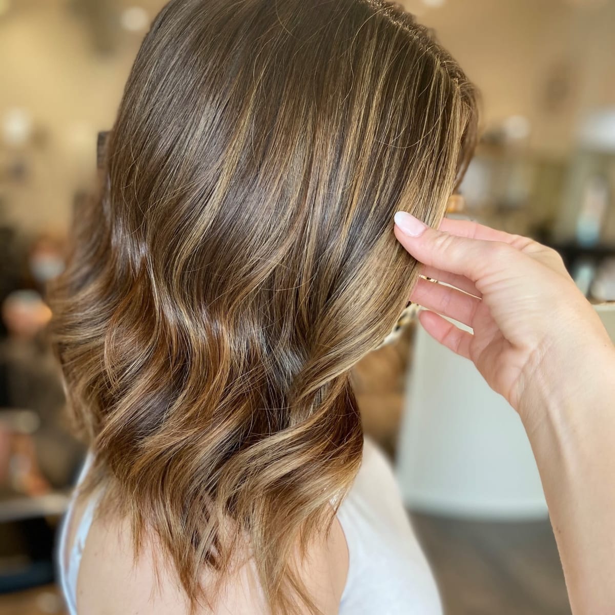 La'lli Hair Lounge