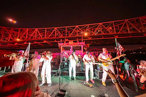 Pelicans on the Breeze 8: The Ocho