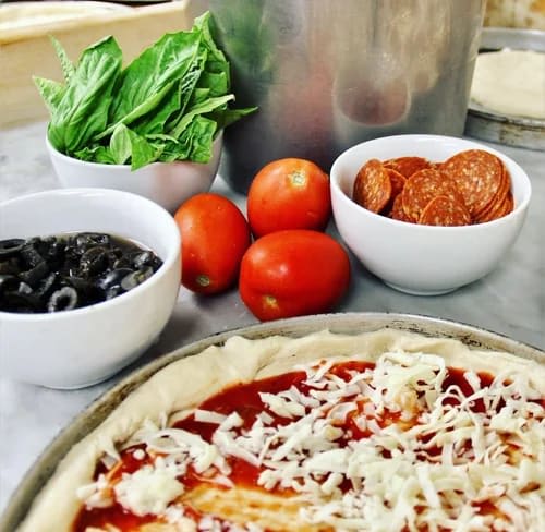 Mike's Pizza