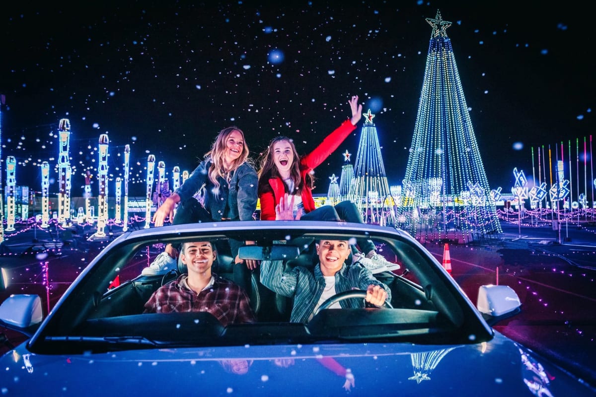 WORLD'S LARGEST ANIMATED DRIVE THROUGH LIGHT SHOW MARIETTA, GA NOV 14TH - JAN 4TH