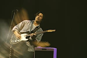 Davy Knowles ** Guitar Gunslinger and Electrifying Blues **