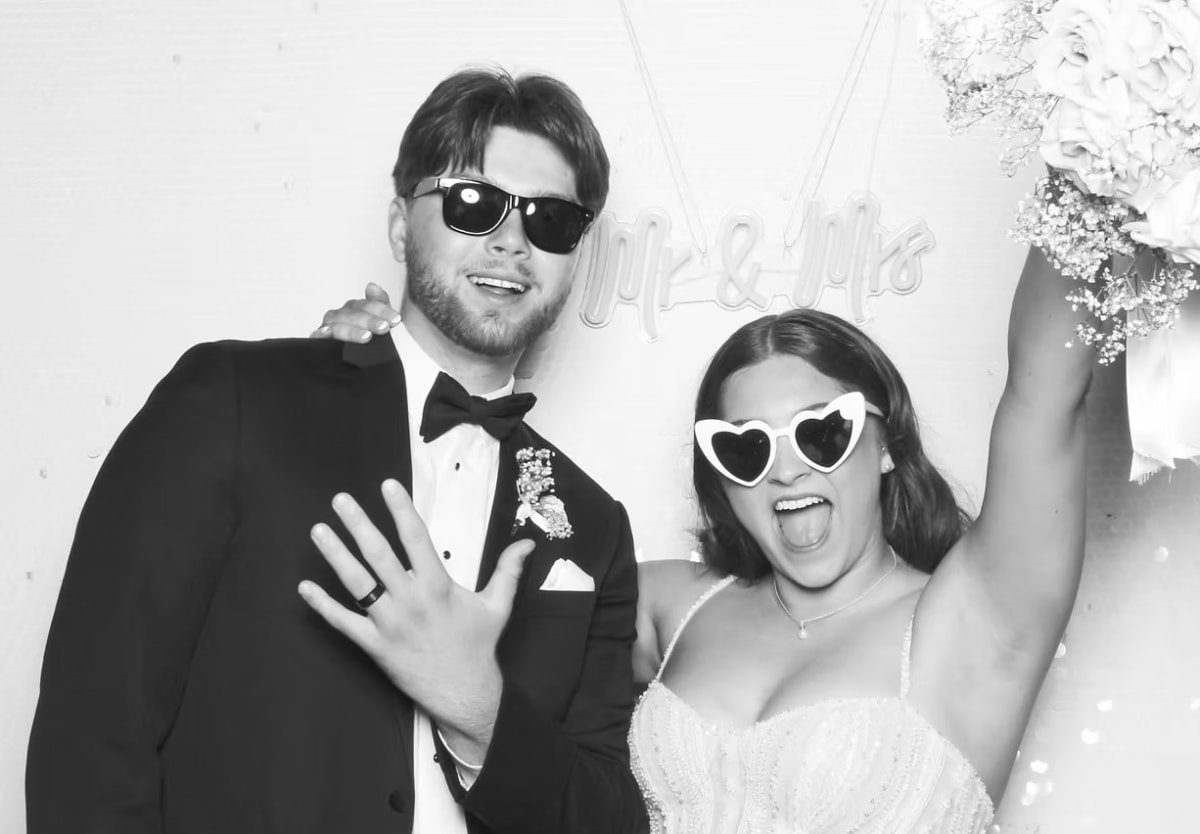 Glow Up Photo Booth
