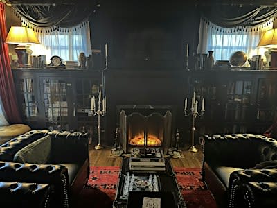 Christmas at Aisling House: Holly & Hearth