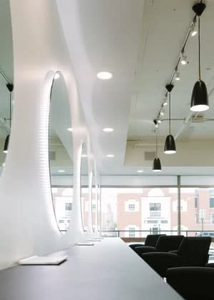 ROCHE Salon