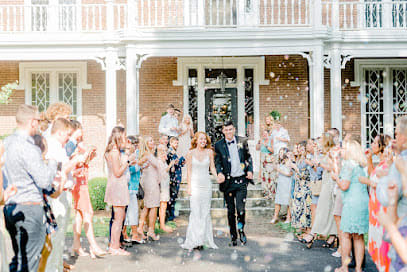 Warrenwood Manor