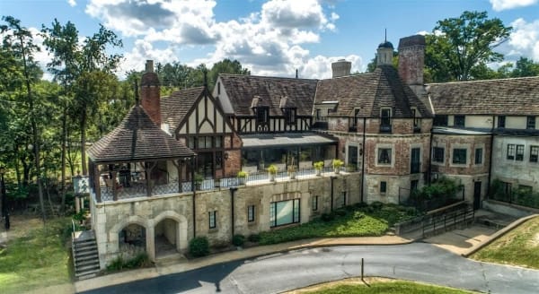 Behind  the Gates: Tour of Telling Mansion