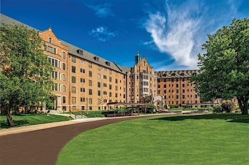 Beacon Kalamazoo Birthing Center